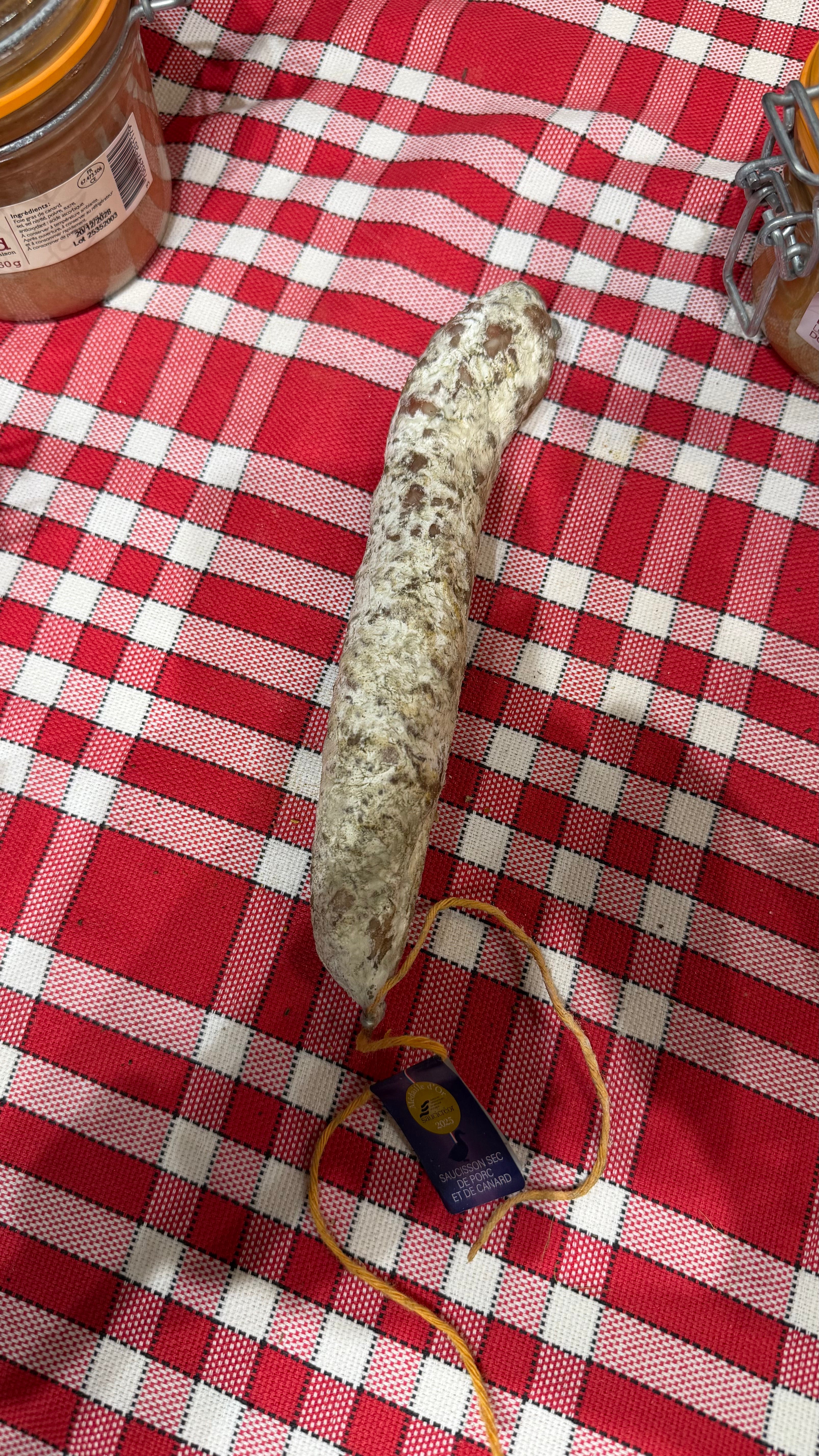 Saucisson sec artisanal - sélection de saveurs