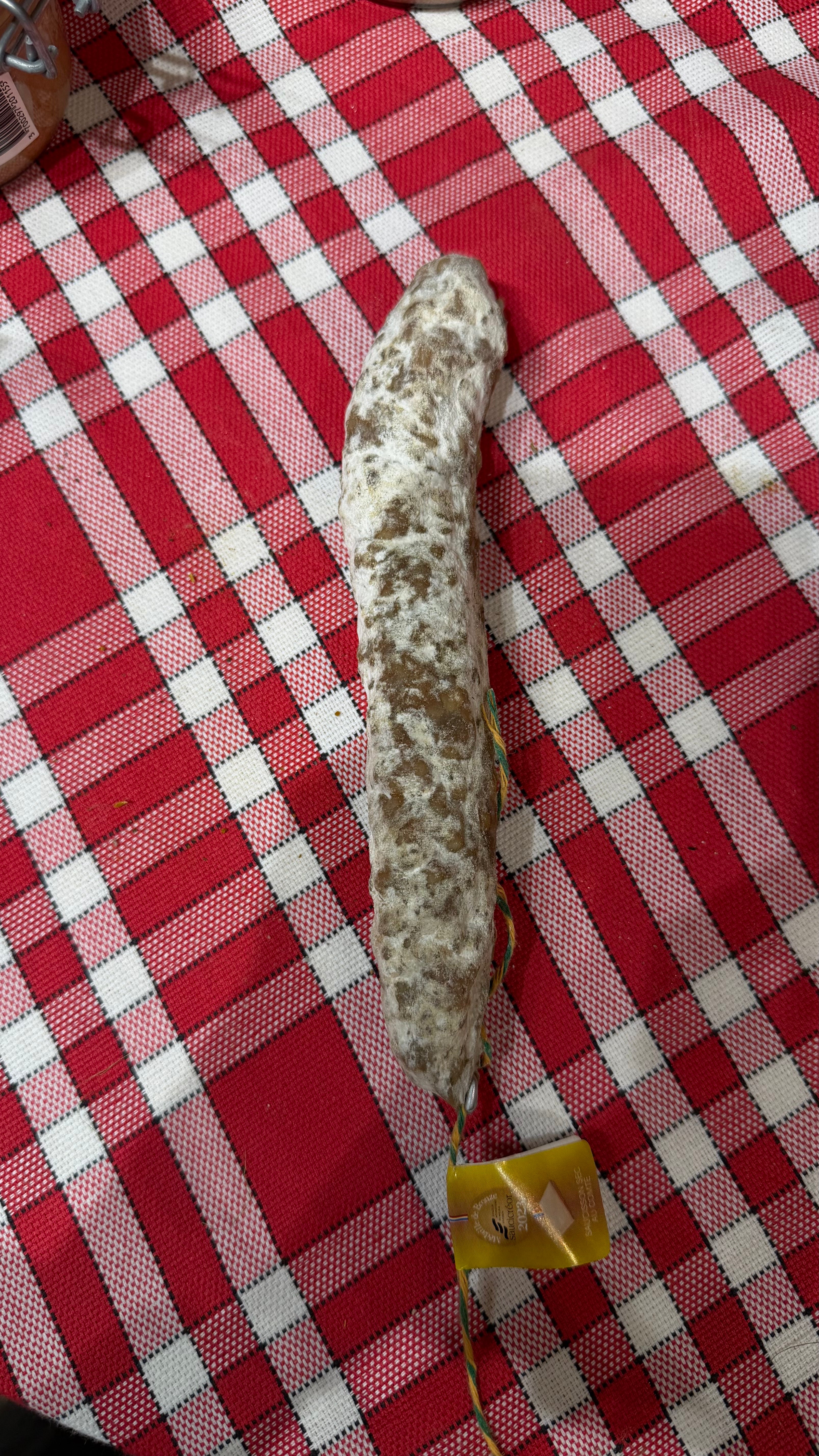 Saucisson sec artisanal - sélection de saveurs